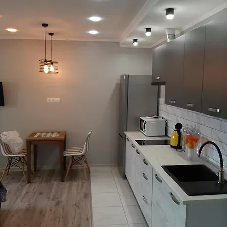Apartment с террасой и гаражом Odesa