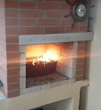 с террасой и гаражом *